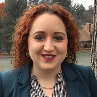 Dr. Laura Hamelin Dr. Laura Hamelin